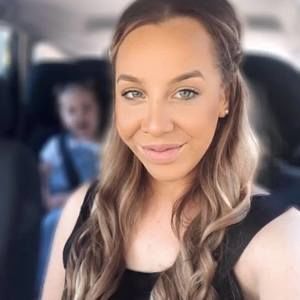 Meet your Posher, Erika beth